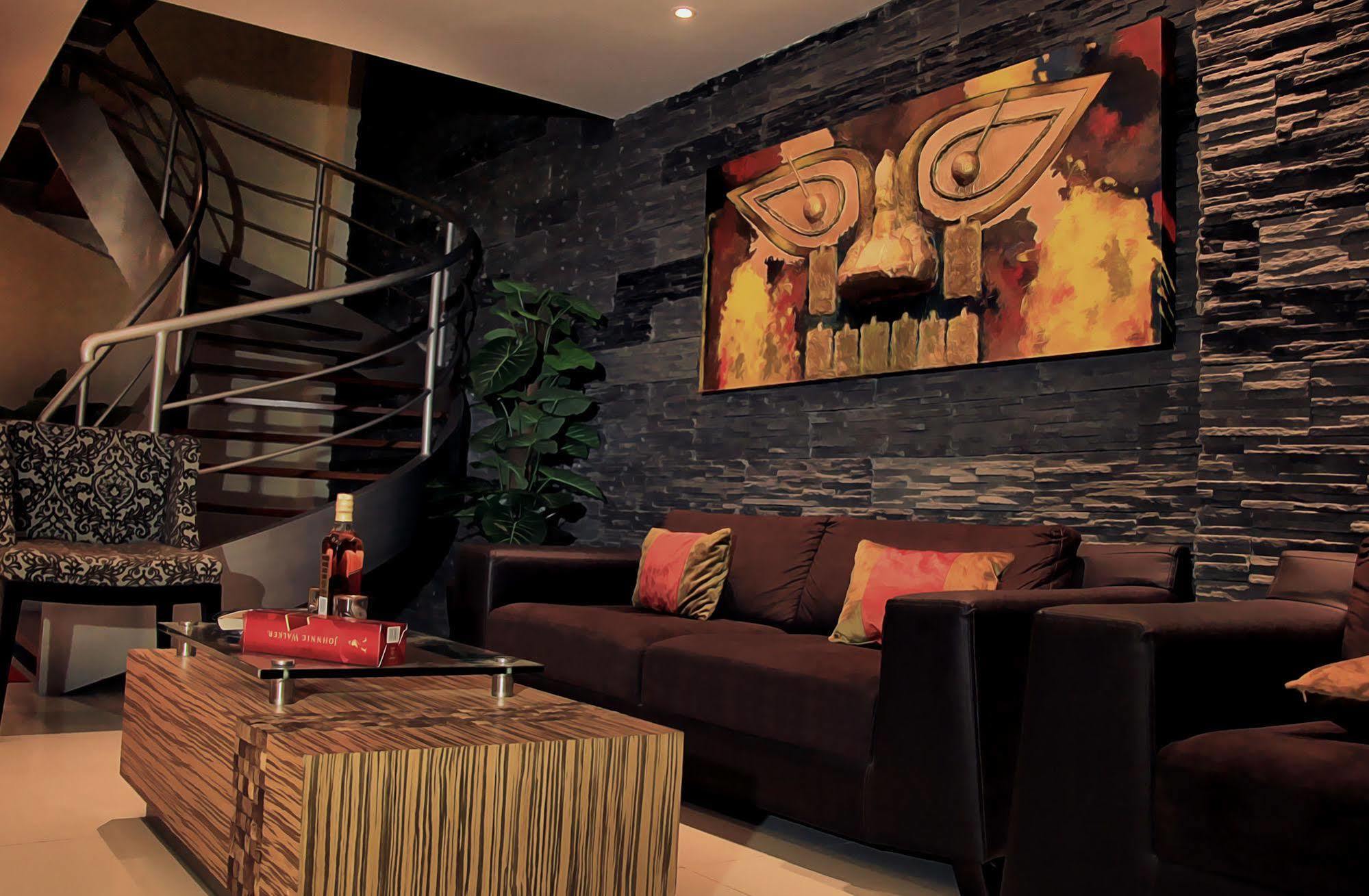 Villa Real Hotel & Suites Chiclayo Buitenkant foto