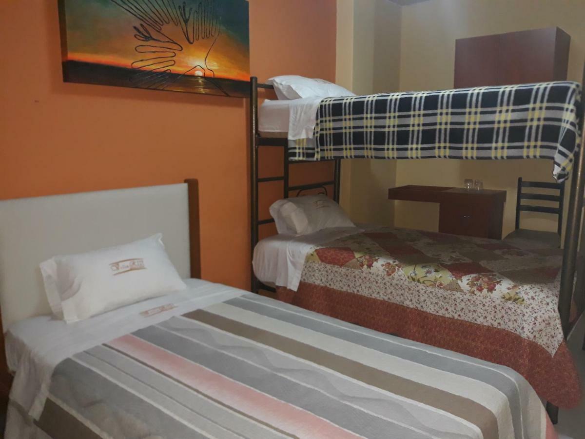 Villa Real Hotel & Suites Chiclayo Buitenkant foto