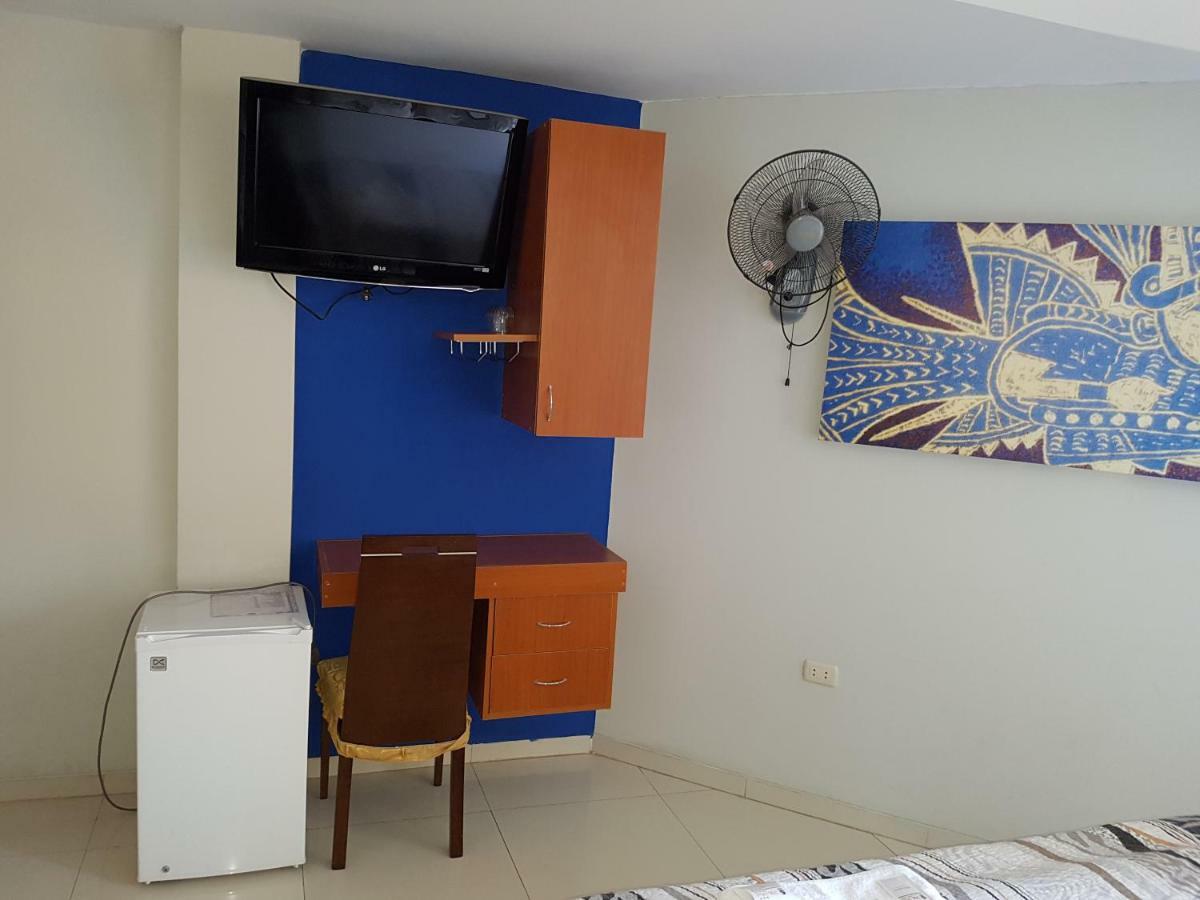 Villa Real Hotel & Suites Chiclayo Buitenkant foto